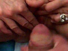 Mature mommy gets creampied by ex