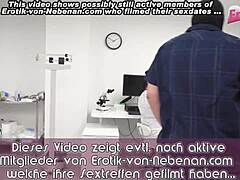 जर्मन डॉक्टर एक मोटे और बदसूरत आदमी को अस्पताल में ब्लोजॉब देती है।