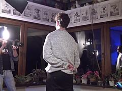 Энди Казановас за кадром испытывает на съемках итальянскую зрелую звезду Джулию Лагерту