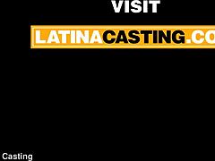 अमेचुर ब्राजीलियन जिसकी बड़ी गांड है, कास्टिंग वीडियो में कठोर एनल पेनेट्रेशन और फेसियल होता है।